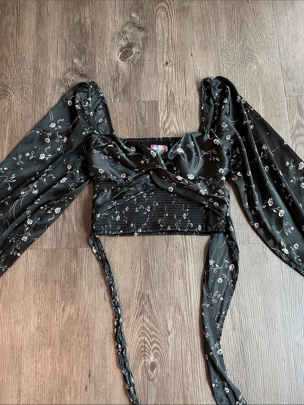 URBAN OUTFITTERS Floral Wrap Crop Top